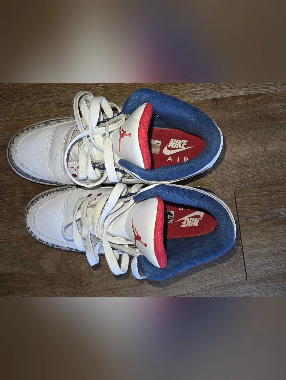 Used Size 7 Youth Jordan's Low Top Sneakers No Box In Great Condition